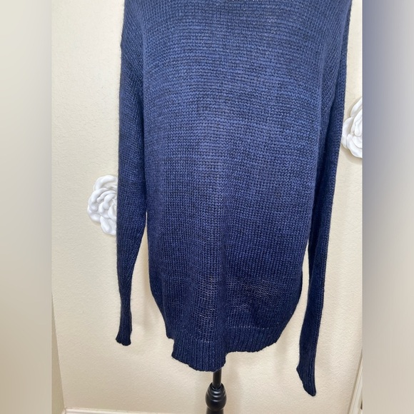 NTM Jolt Navy & Cream Gingerbread Man Ice Skating  Sweater Size Extra Large - Picture 12 of 14